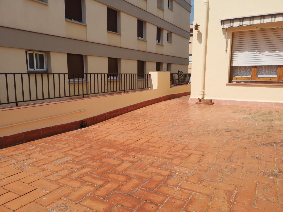 Apartamento Duplex Vacacional Arenys de Mar ภายนอก รูปภาพ